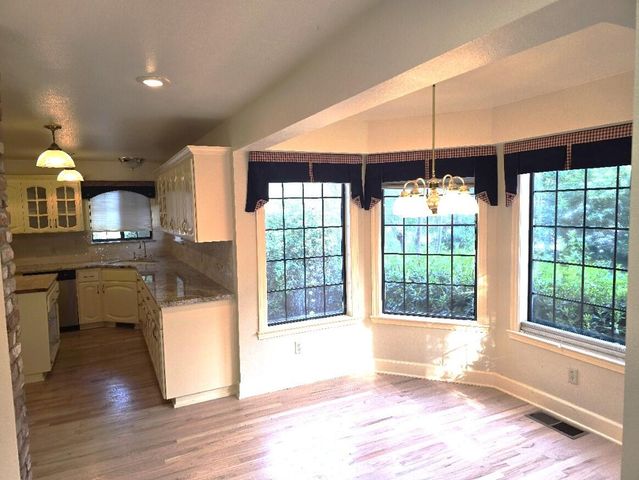 531 Aurora Place, Redding, CA 96001