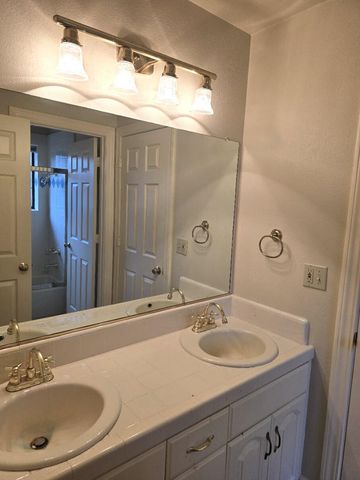 531 Aurora Place, Redding, CA 96001