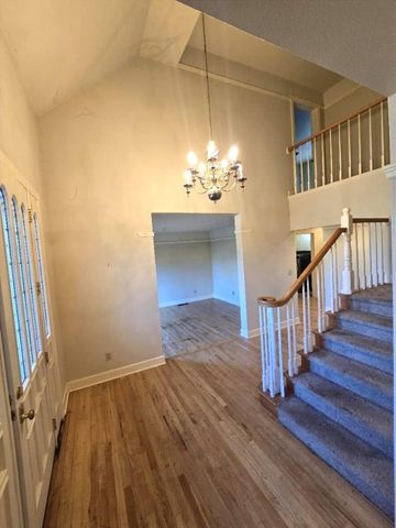 531 Aurora Place, Redding, CA 96001