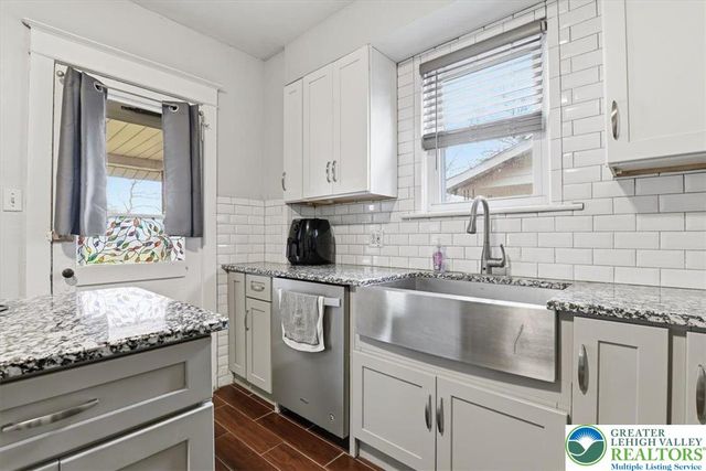 1041 Emaus Avenue, Allentown City, PA 18103