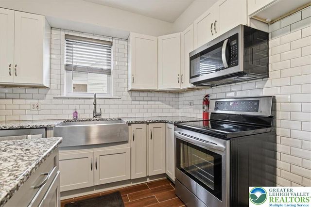 1041 Emaus Avenue, Allentown City, PA 18103