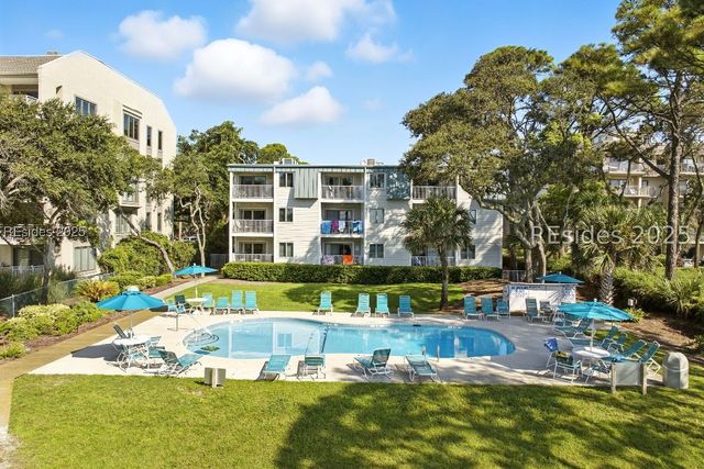 15 Forest Beach Drive 3B, Hilton Head Island, SC 29928