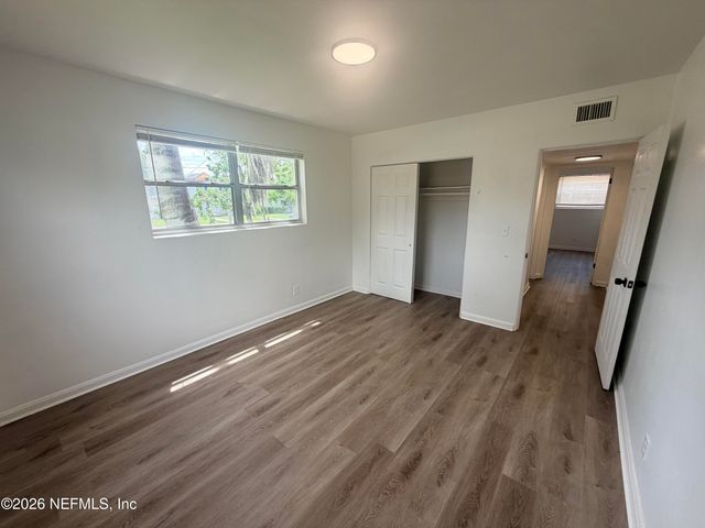 5452 PLAYA Way, Jacksonville, FL 32211