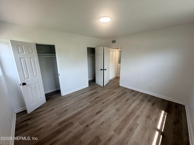 5452 PLAYA Way, Jacksonville, FL 32211