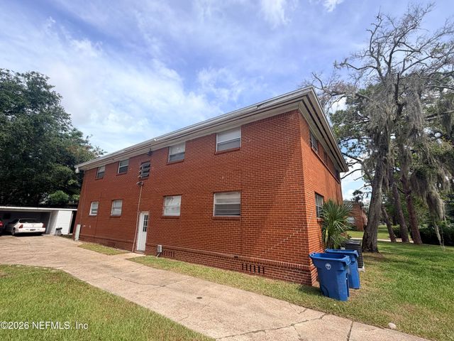5452 PLAYA Way, Jacksonville, FL 32211