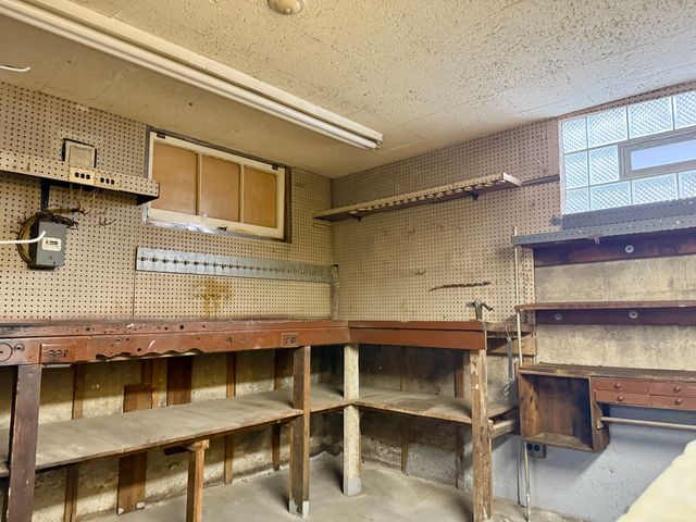 10416 S Sacramento Avenue, Chicago, IL 60655