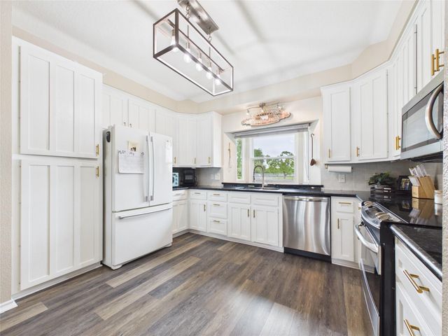 4610 Mustang Rd Road, Alvin, TX 77511
