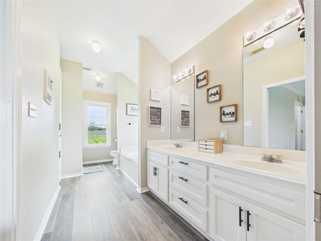 4610 Mustang Rd Road, Alvin, TX 77511