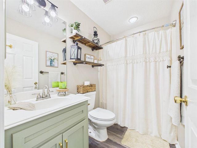 4610 Mustang Rd Road, Alvin, TX 77511