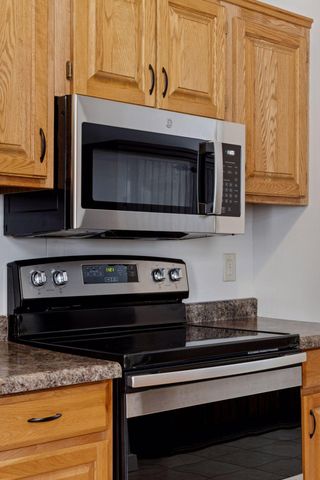 267 3rd Street NW, Forest Lake, MN 55025