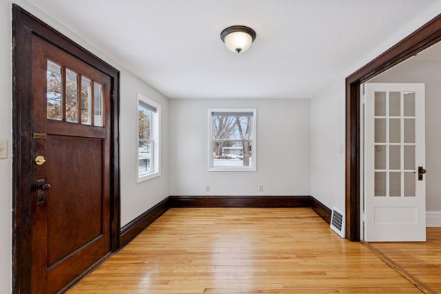 267 3rd Street NW, Forest Lake, MN 55025