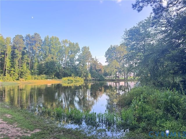 12235 Kenton Ridge Rd, Ashland, VA 23005