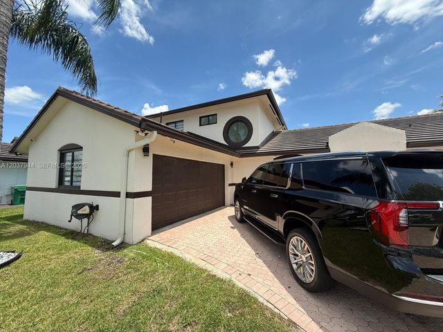 14832 SW 169th Ln, Miami, FL 33187