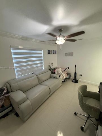 14832 SW 169th Ln, Miami, FL 33187