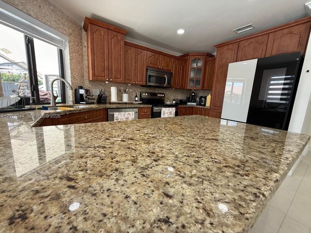 14832 SW 169th Ln, Miami, FL 33187