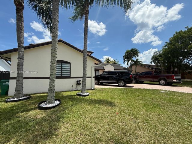 14832 SW 169th Ln, Miami, FL 33187