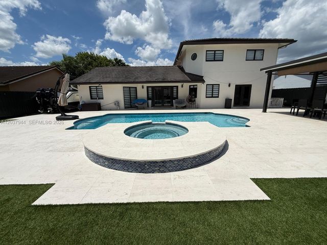 14832 SW 169th Ln, Miami, FL 33187