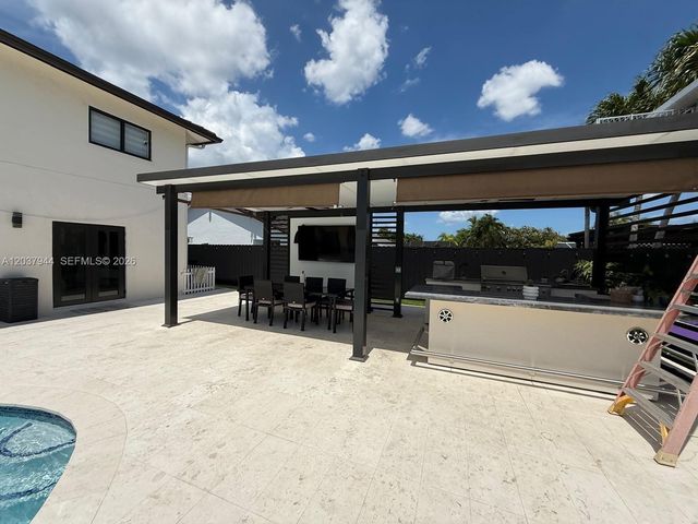 14832 SW 169th Ln, Miami, FL 33187