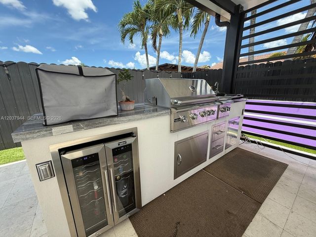 14832 SW 169th Ln, Miami, FL 33187