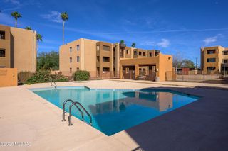 1810 E Blacklidge Dr Apt 322, Tucson, AZ 85719