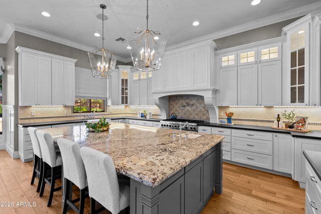 4909 N 45TH Place, Phoenix, AZ 85018