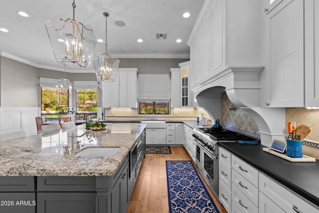 4909 N 45TH Place, Phoenix, AZ 85018