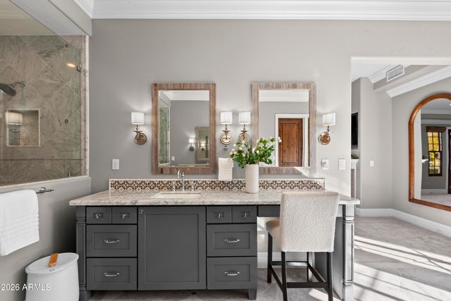 4909 N 45TH Place, Phoenix, AZ 85018