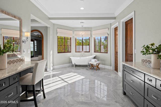 4909 N 45TH Place, Phoenix, AZ 85018