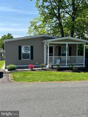 605 WILLOW DRIVE, Green Lane, PA 18054