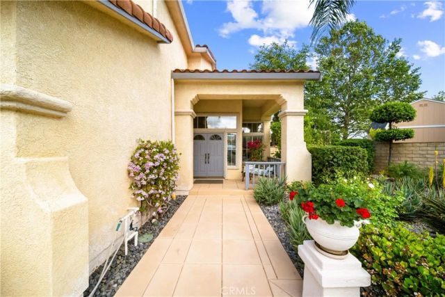 21634 Canyon Heights Circle, Saugus, CA 91390