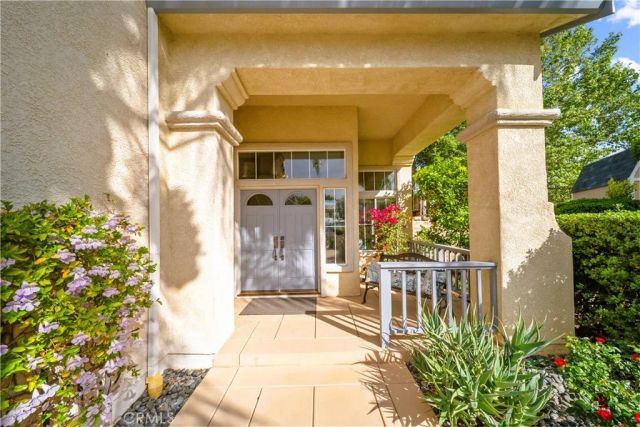 21634 Canyon Heights Circle, Saugus, CA 91390