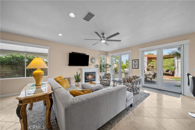 21634 Canyon Heights Circle, Saugus, CA 91390