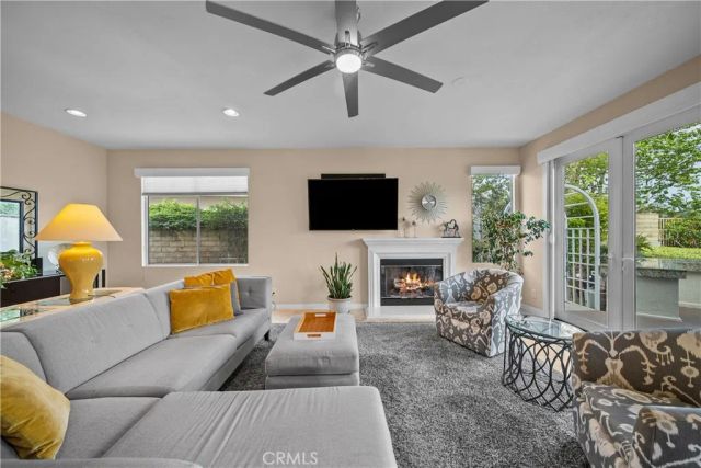 21634 Canyon Heights Circle, Saugus, CA 91390