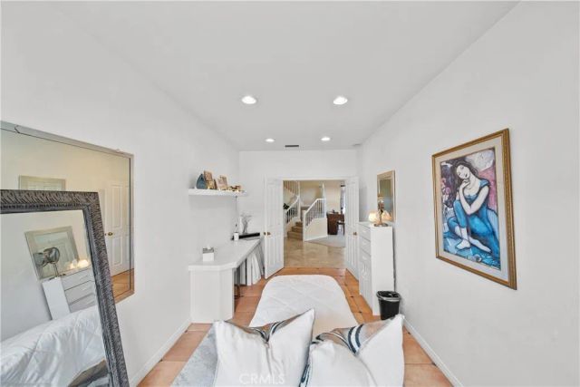 21634 Canyon Heights Circle, Saugus, CA 91390