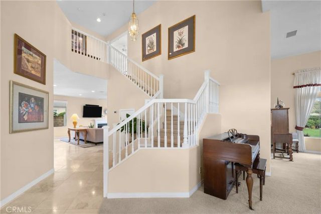 21634 Canyon Heights Circle, Saugus, CA 91390