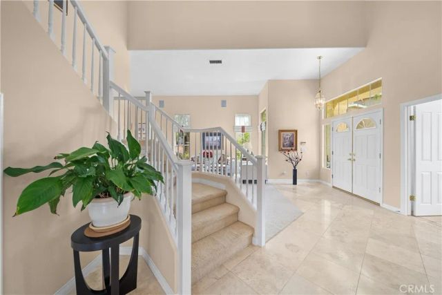 21634 Canyon Heights Circle, Saugus, CA 91390