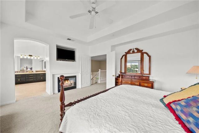 21634 Canyon Heights Circle, Saugus, CA 91390