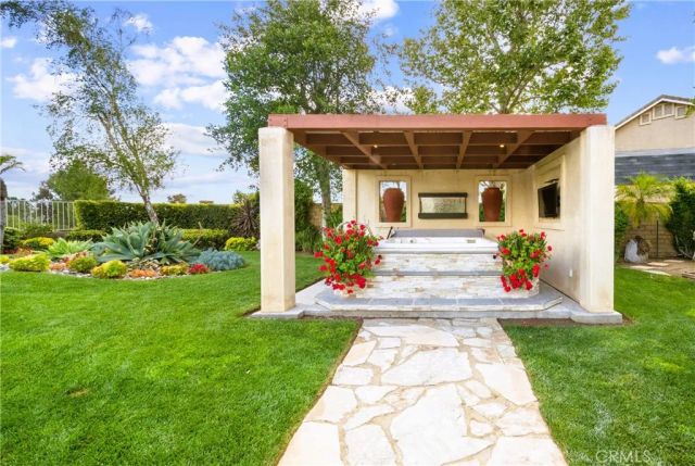 21634 Canyon Heights Circle, Saugus, CA 91390