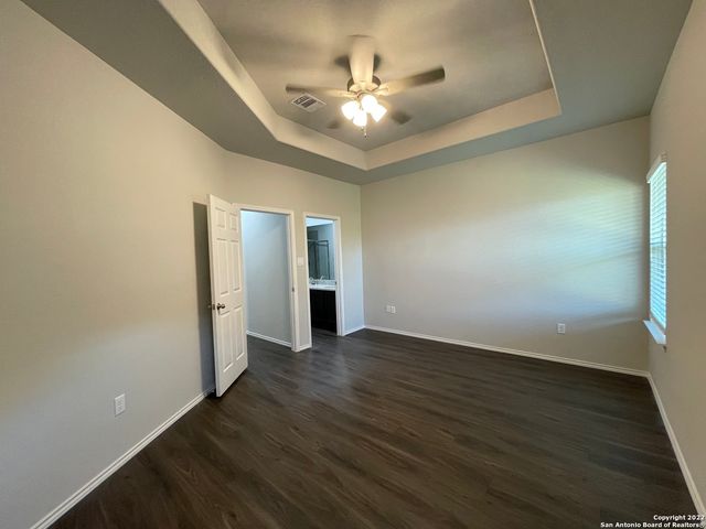 625 Heathers Way, Seguin, TX 78155