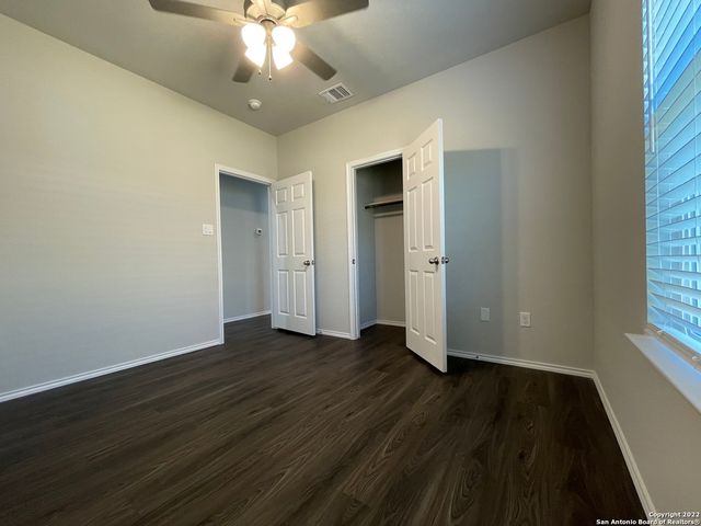 625 Heathers Way, Seguin, TX 78155