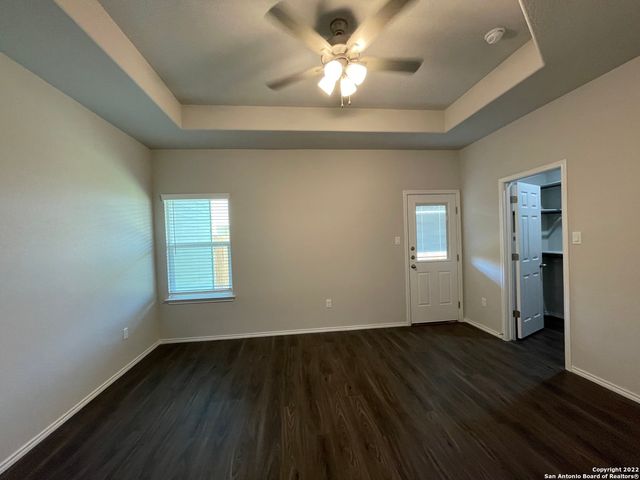 625 Heathers Way, Seguin, TX 78155