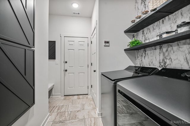 271 Hedgefield Drive, Prattville, AL 36066