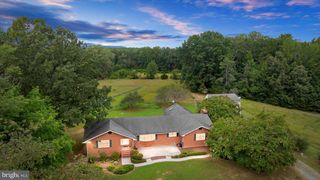 45 BOWLING FARM LN, Fredericksburg, VA 22406