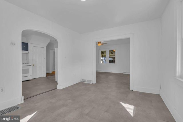 125 ROBBINS AVE, Ewing, NJ 08638