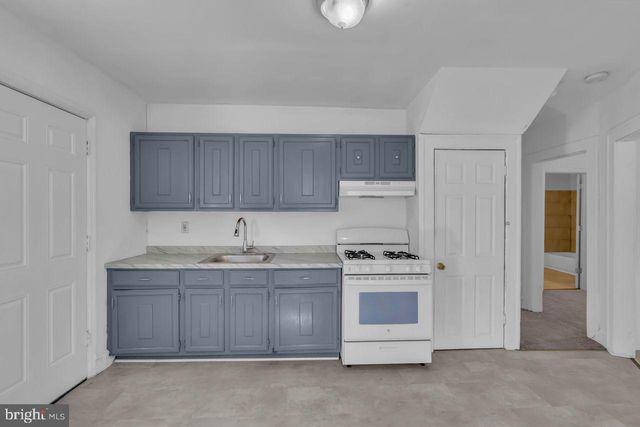 125 ROBBINS AVE, Ewing, NJ 08638