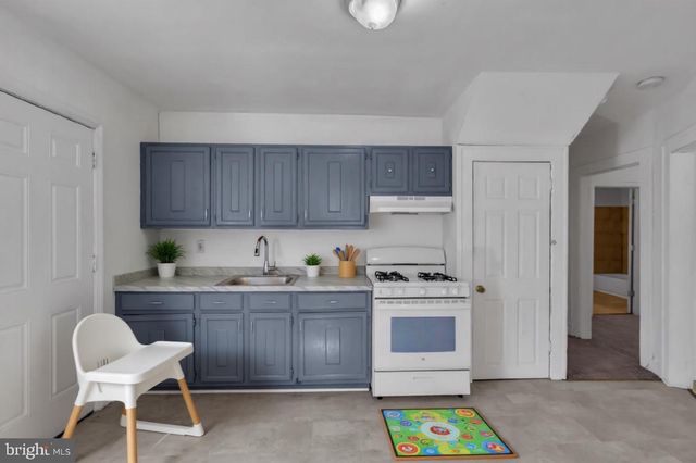 125 ROBBINS AVE, Ewing, NJ 08638