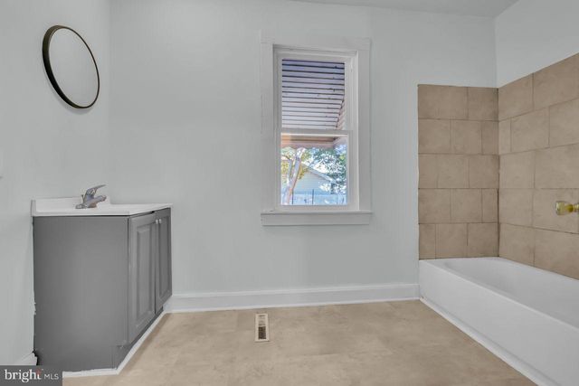 125 ROBBINS AVE, Ewing, NJ 08638