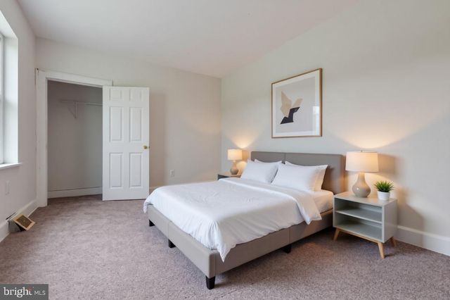 125 ROBBINS AVE, Ewing, NJ 08638