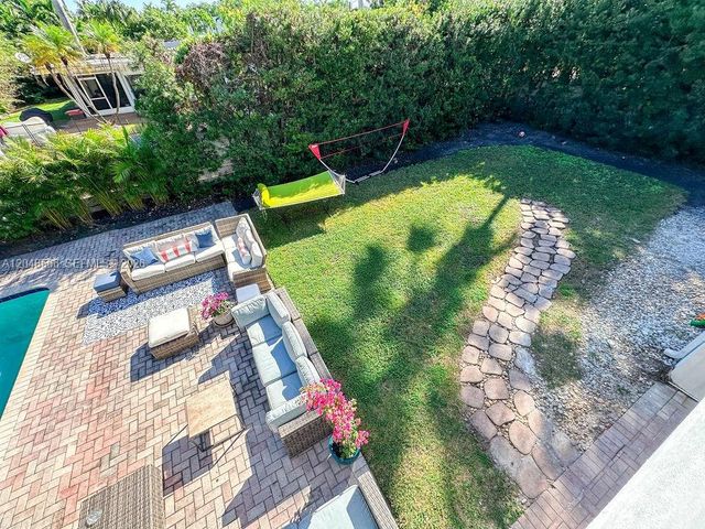 1255 Jackson St, Hollywood, FL 33019