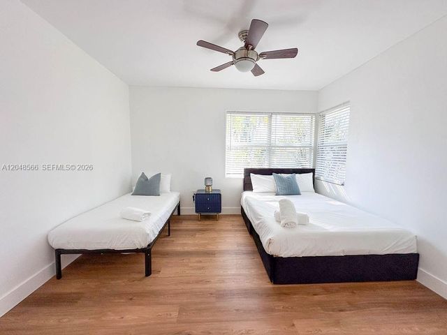 1255 Jackson St, Hollywood, FL 33019